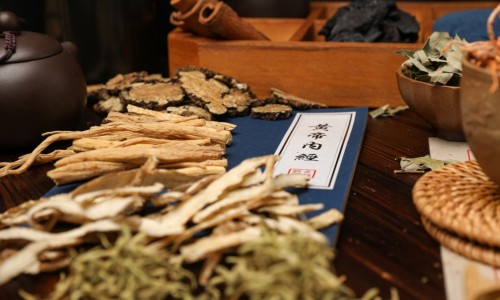 艾滋病人唾液有没有病毒-艾滋病人的唾液传染吗网 - 艾滋病唾液传播的概率有多大,艾滋病人的唾液传染吗会传染吗